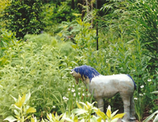 horse sculpture betsy towns